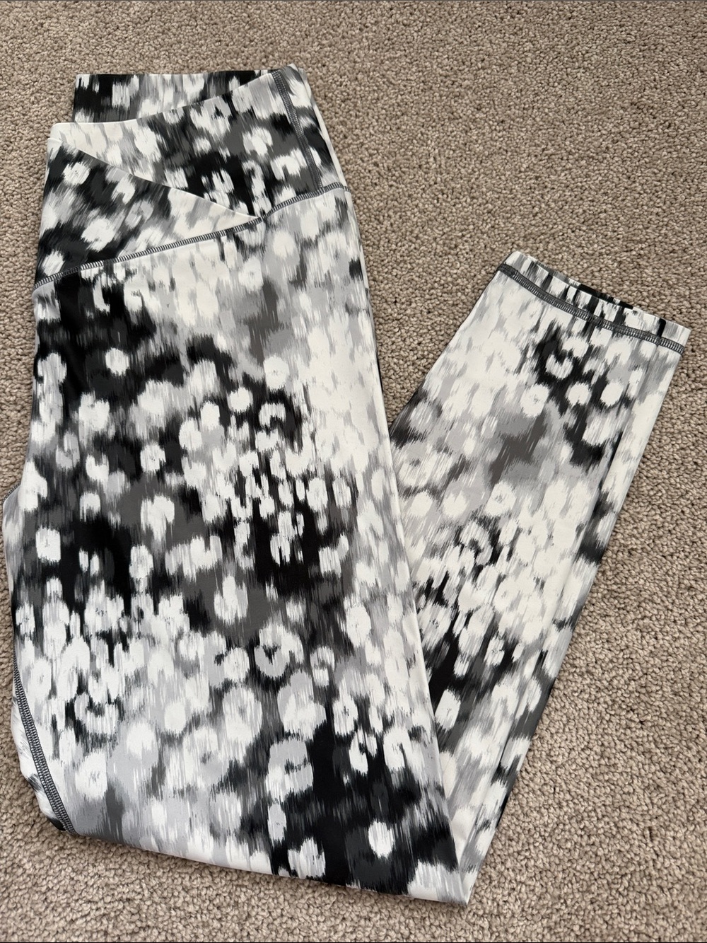 aerie Offline Cross Waist 7/8 High-Rise Leggings